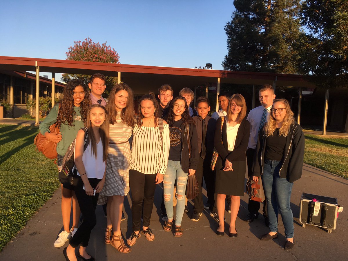 Our newest speechies are ready for the novice tournament! #godragonz#dragonzdebate