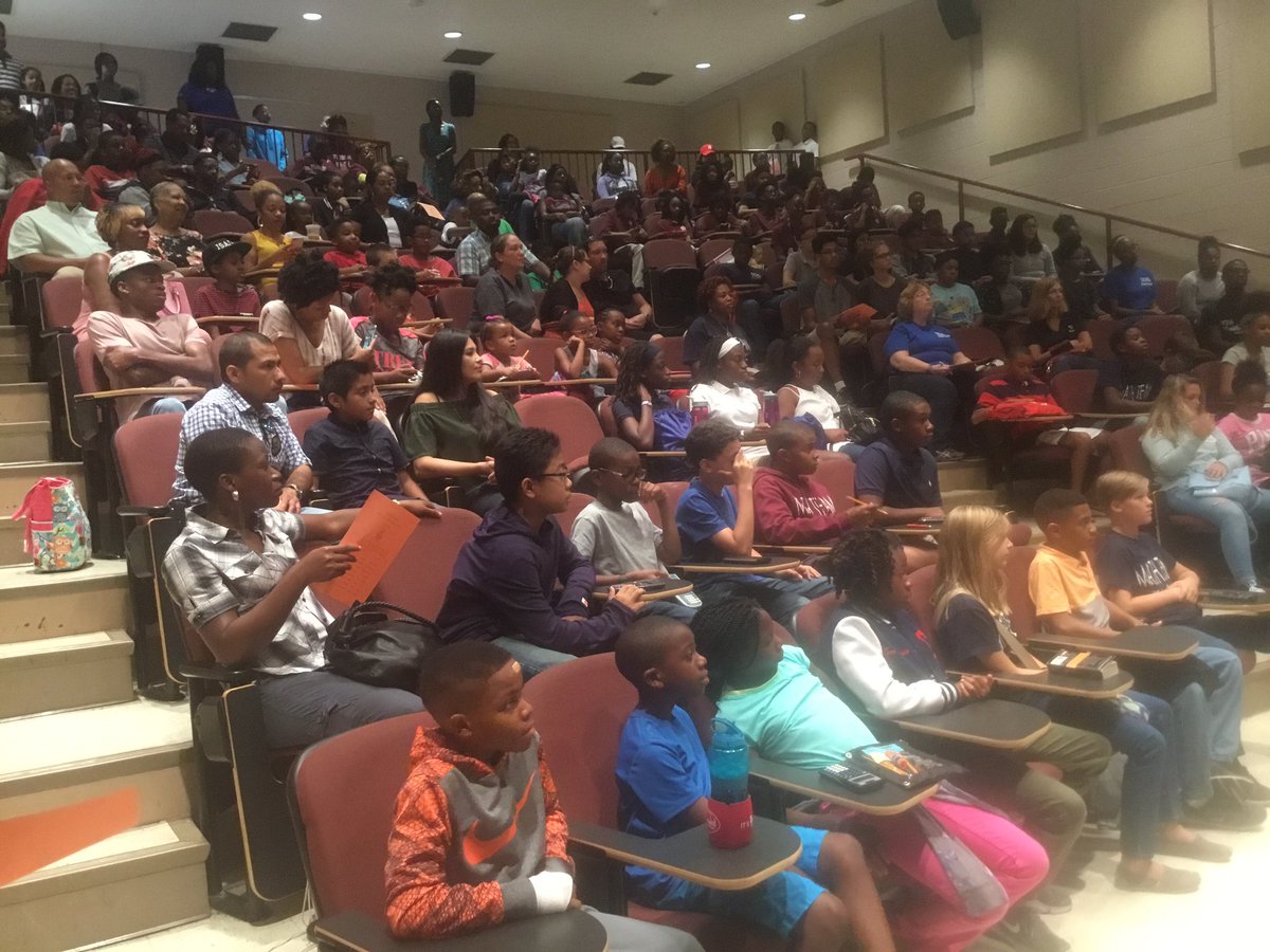 EagleStem's tweet photo. Morehouse Math Bootcamp Competition #EagleSTEM #STEMLife #fcboeSTEAM #FlatRockForward https://t.co/GfPbVUZD51
