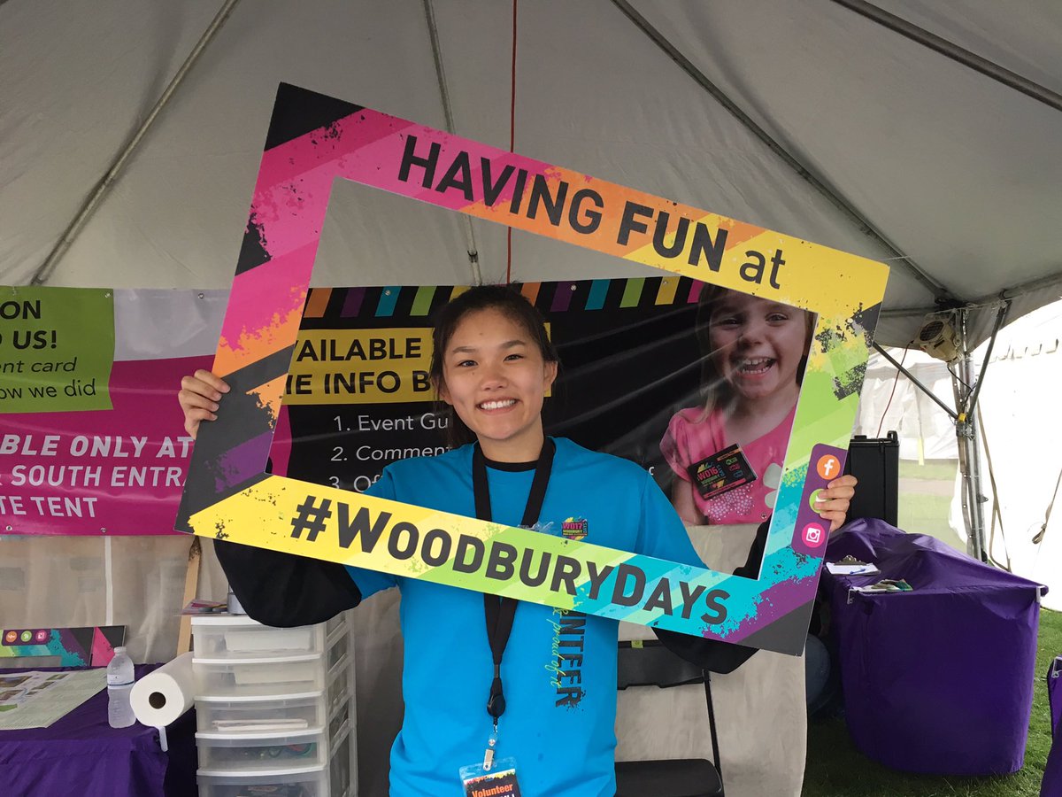 TangQin's tweet photo. #WoodburyDays https://t.co/IldBIRTAw4 https://t.co/mVbqP5OzWb
