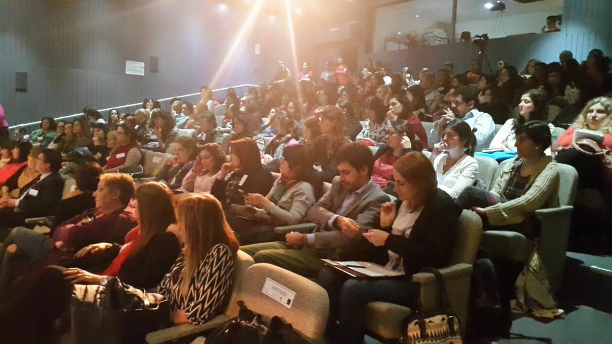 SoniaAlmada's tweet photo. Gracias @hechosar de la mano @Marines_alva organizado por #SoledadBavio reunieron toda la información #mesamesa para documento @CViolencias https://t.co/tsTkbWmzl7