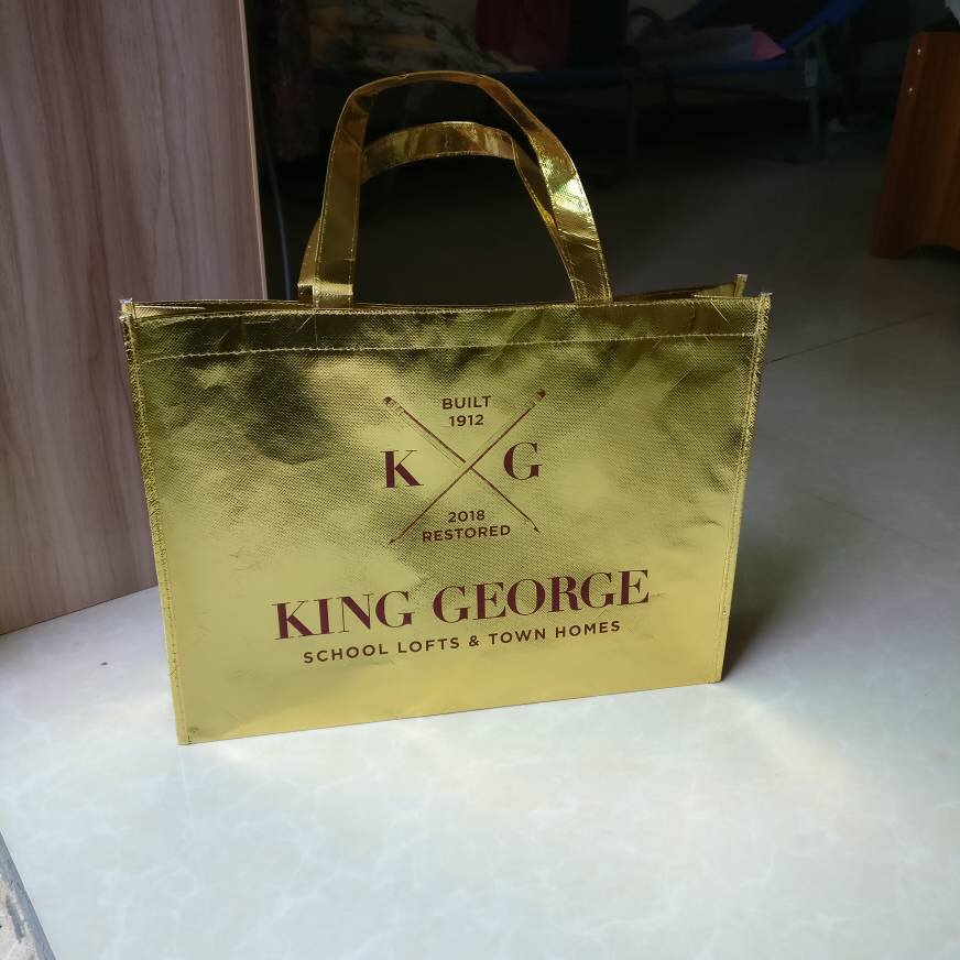 King George School Lofts and Town Homes will be handing out 1000 gold bags <a href="/NewmarketMF/">Newmarket Music Fest</a> to the first 1000 attendees! #Newmarketmusicfest