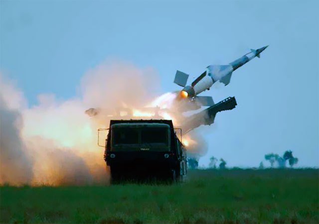 Vea las poderosas baterías anti-aéreas rusa que ya están lista para usarse en el ejercicio civico-militar (+Fotos) bit.ly/2vfoPAA