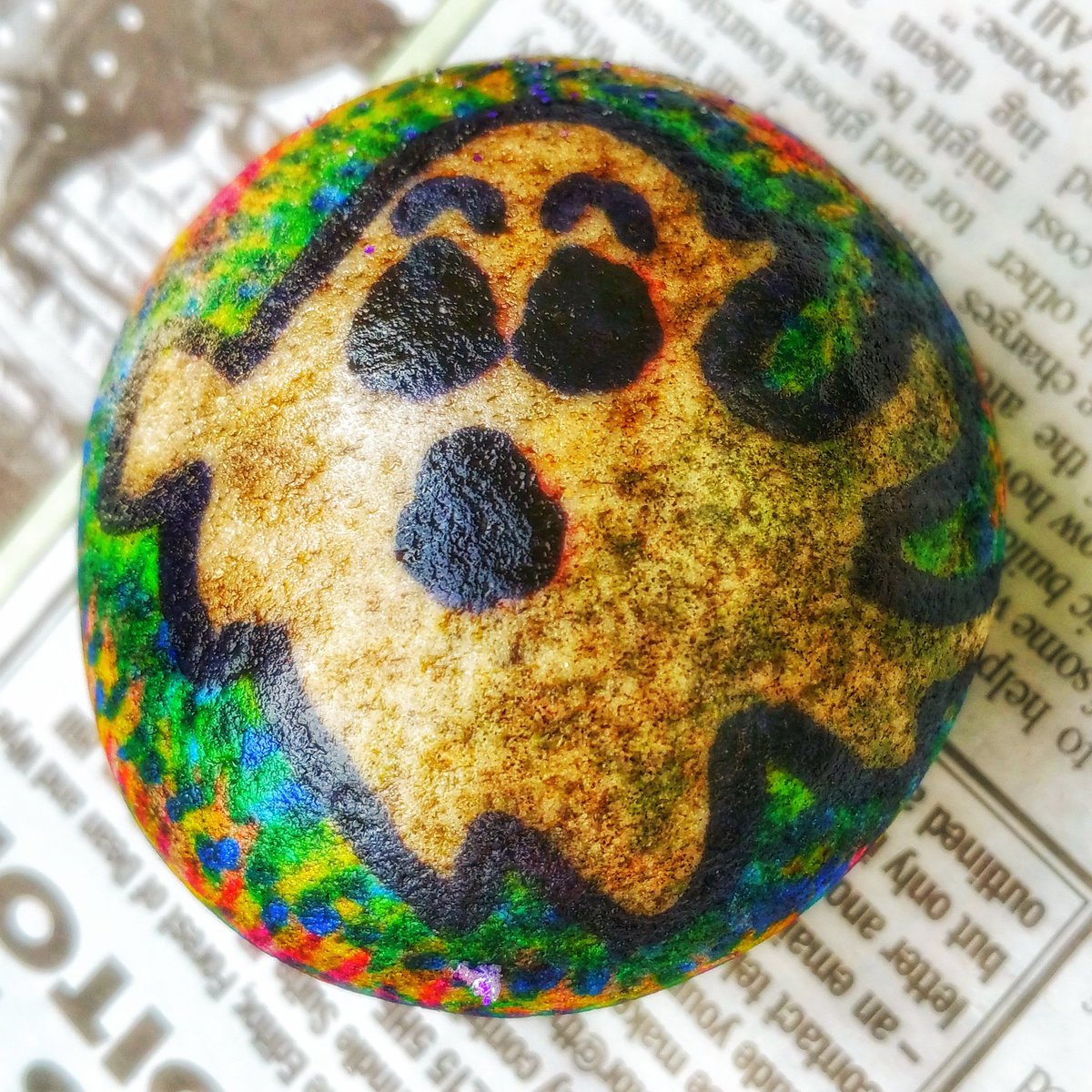 chrishowley_'s tweet photo. Rock Painting today for #ForestRocks new logo for #CelebGhostHuntLive ?π»π»π» @Ian_Lawman @PaulHobday @Rylan @richardwoolfetv @chrishughes_22 https://t.co/euu05mGw2s