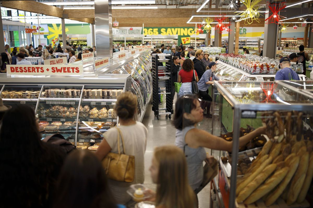 BloombergTV's tweet photo. Whole Food's price cuts have rivals bracing for the impact https://t.co/pK1LuVaZtu https://t.co/ezSKB9PNAG