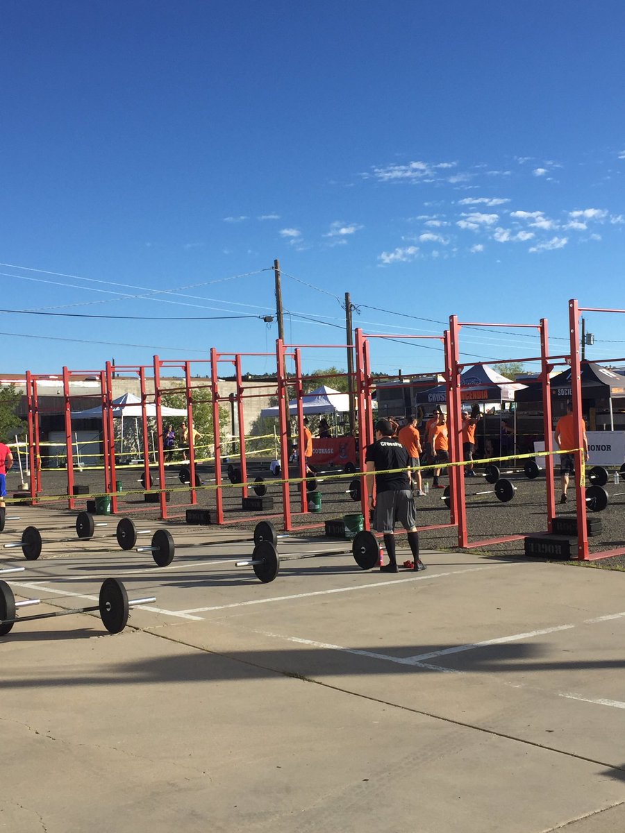 PrescottPD_DC's tweet photo. And they are off!!!! 5th annual Captain Crossfit Hotshot WOD fundraiser! @PrescottPD @PrescottPDChief @capncrossfit https://t.co/yRll2yRzJ1