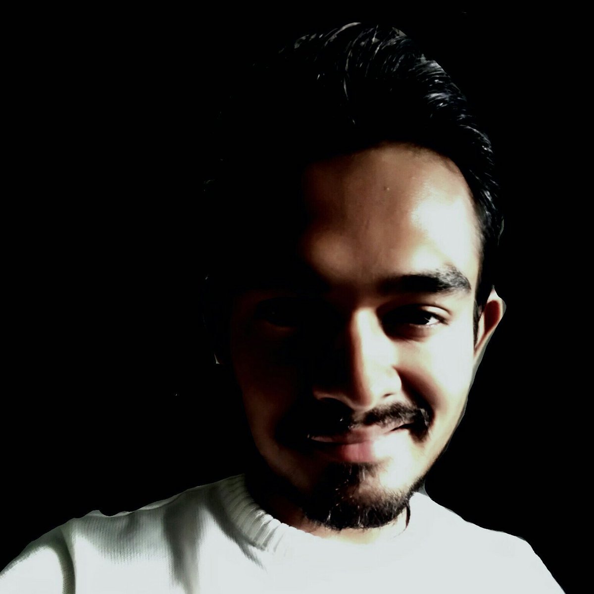 Sunnyjo70000's tweet photo. #NewProfilePic https://t.co/61g6IJM5GS