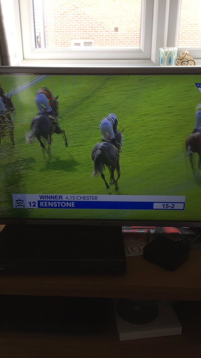 SophieHarriGray's tweet photo. GO ON KENSTONE!! Toughest race today and he's won well!! Congrats to the owner and well done team @adiewintle #greyrocket #kenstone #dude ๐ https://t.co/WjOz8R5cN5
