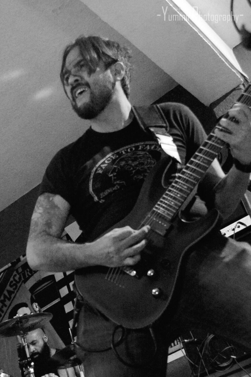 -Tuga (guitarist)
#guitarist#schecter#performace#gig#show#deadlegacymx#metalcore#deathcore#djent#wrath#photography#beard