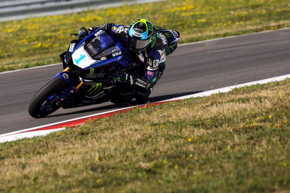 @garrettgerloff leads the way in the Supersport class heading into the second day at <a href="/pittrace/">Pitt Race</a>. #RideDunlop #OfficialTire #MotoAmerica