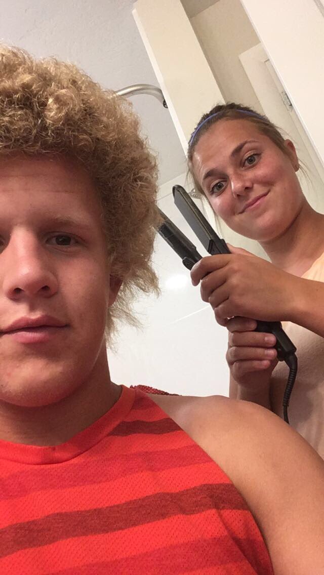 hunter_clark0's tweet photo. Happy birthday maya!!😘😘 love you💞 https://t.co/IKt3KbeZ57