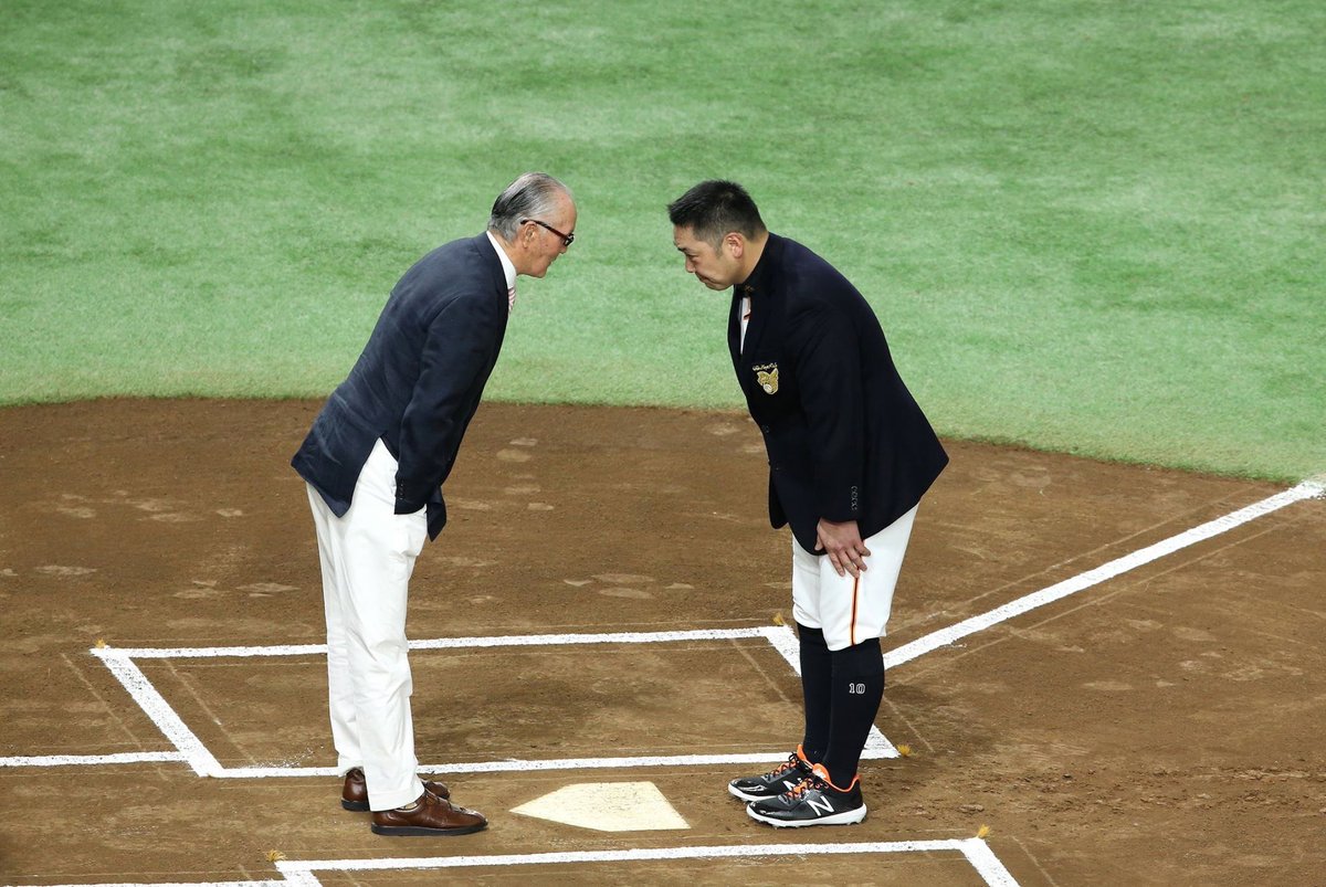 GiantsFanGroup's tweet photo. 2 0 0 0 H I T
Thanks Abe Shinnosuke 🇯🇵
#Hit2000 #Abe10 #Giants https://t.co/bJG8LLeMMo