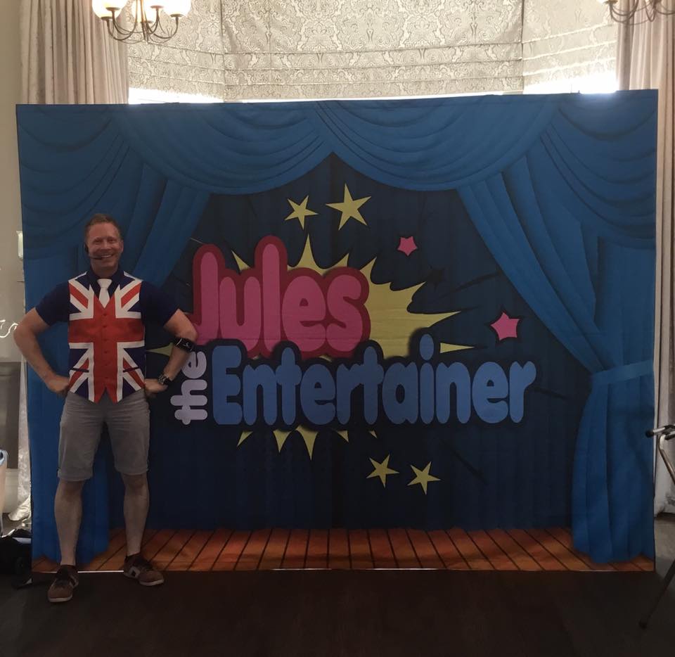 and keeping the children entertained, we have @julestheentertainer  #fongo20