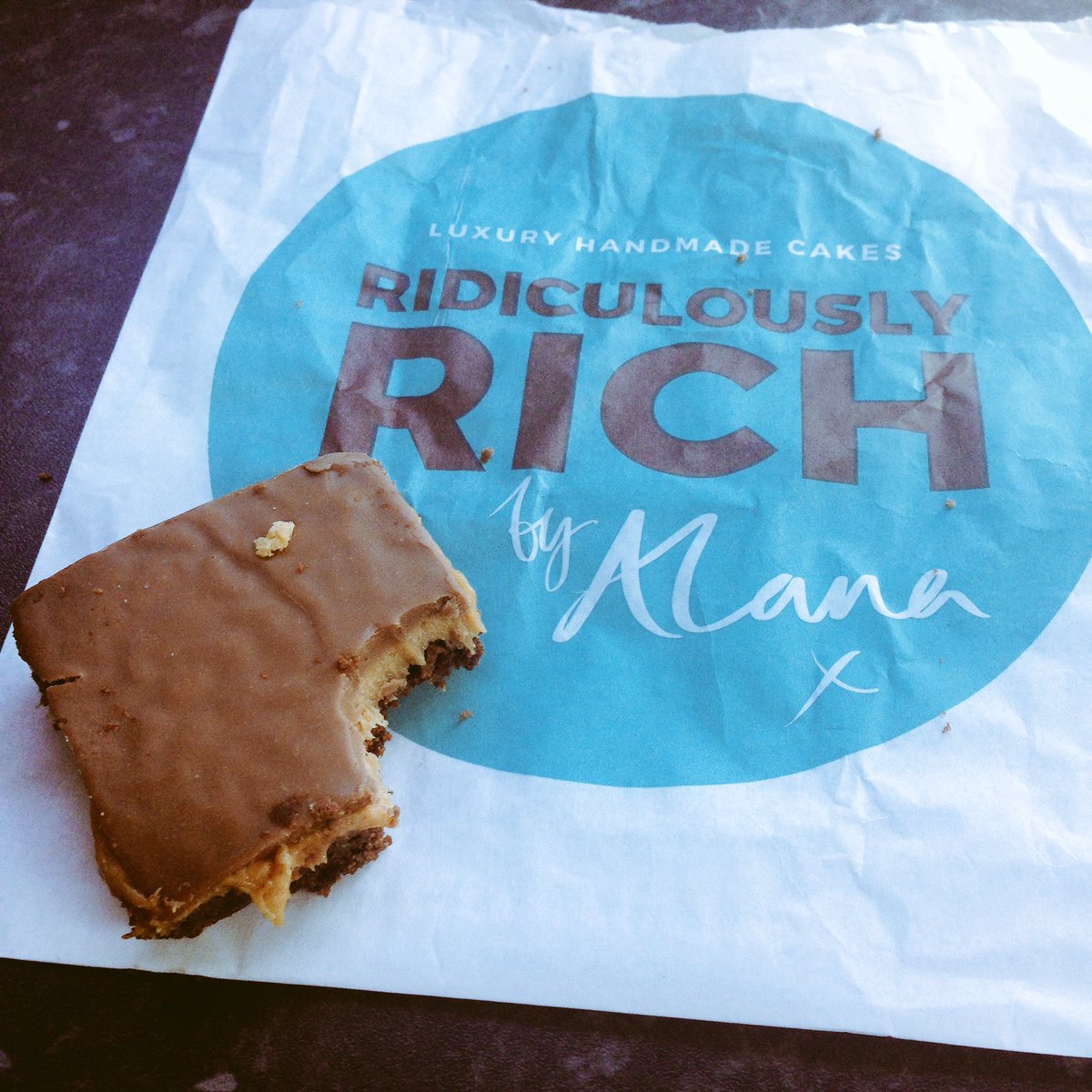 ste_eden's tweet photo. Just treated myself to some @Ridic_Rich cakes 🍰they are awesome. @Alana_Spencer_ #BoltonFoodFest https://t.co/eGBMrvHdbL