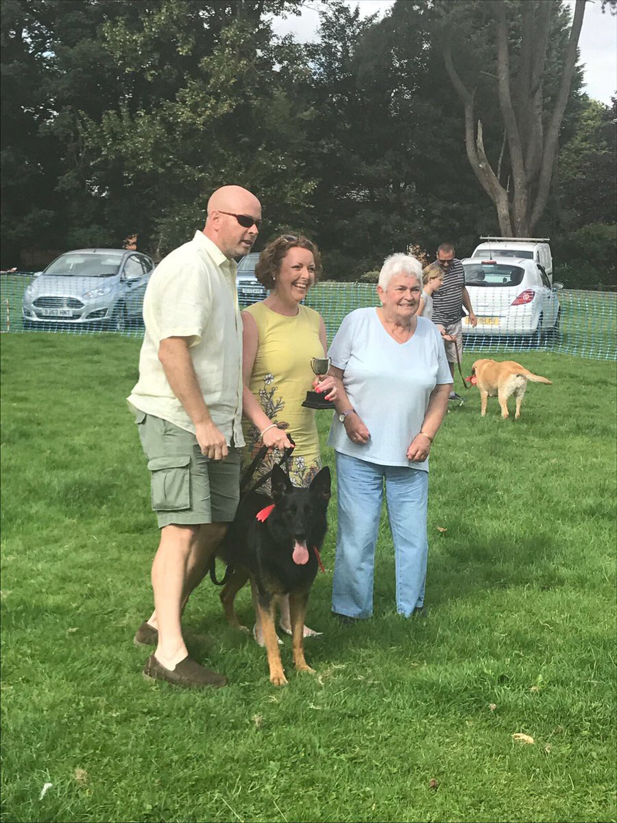 mahon_k's tweet photo. So proud of Pasha winning best in show today at Easenhall fete!!! 👏🥇😍 https://t.co/YyYAg0vF2S