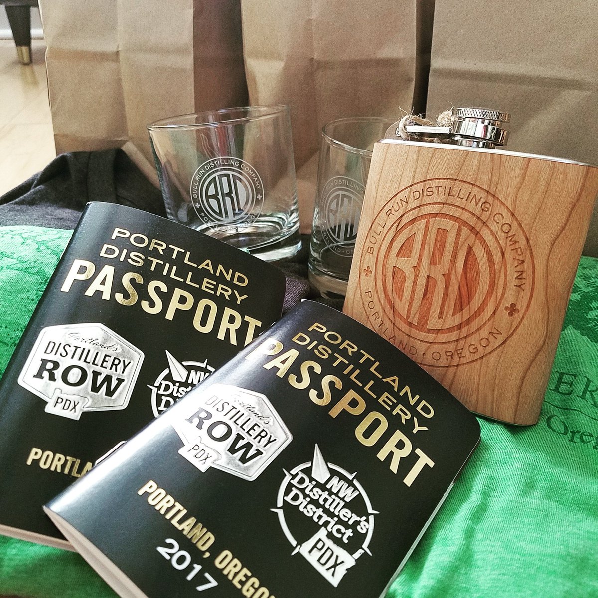 highproofpdx's tweet image. Giveaways for the launch on 9/7 at @bithousesaloon. Flasks, glassware, T-shirts, Portland Distillery Passport books. facebook.com/events/1078236…