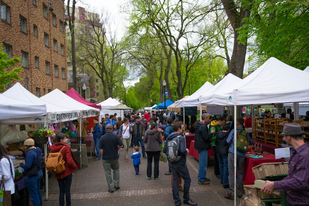 rachelcasto1's tweet photo. #CentralOhio is full of great farmers' markets. Where is your favorite? #shoplocal #RacheltheRealtor https://t.co/IVodCrM3Wt