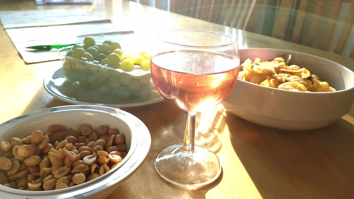 lillasysterMia's tweet image. Nu kör vi... 😊😎💕✌️ #postrunning #sälensommar2017 #minafina