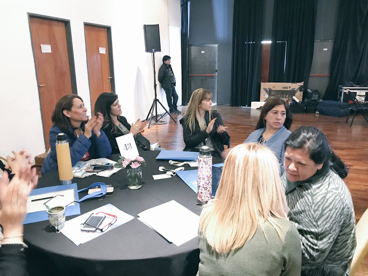 RCuassolo's tweet photo. El #DepartamentoRioII acompañando a nuestra candidata @alevigo  en el encuentro provincial de mujeres y Peronismo ✌️ https://t.co/CWKRSigca9