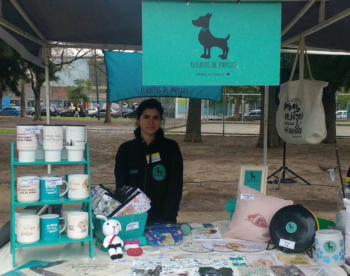 FlojitosDeP's tweet photo. Los esperamos en la #JornadaDeAdopcionDeMascotas en la  #PlazaDrRoqueSaenzPeña hasta  las 17 hs 🐶 https://t.co/T9ix99DDdE