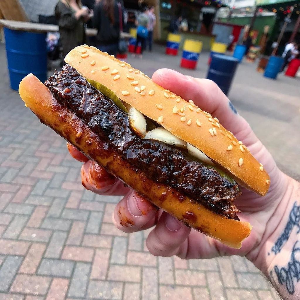 Burger no.1 from @mrhydeldn #NationalBurgerDay at <a href="/streetfeastldn/">Street Feast</a> Hawker House. 
Le McRib from <a href="/lebunuk/">Le Bun</a>.
Rib meat patty, rib sauce, smoked …