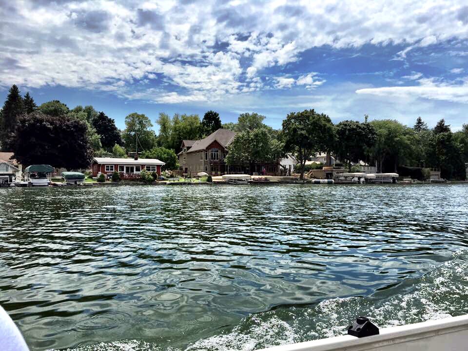 gordana1973's tweet image. Bolje mladic i jezero, nego starac i more.
Inspiracija - jedna 😂👋#neudata