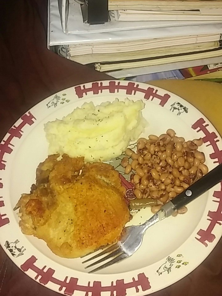 BarryHammock's tweet photo. #DinnerIsHere #FoodNetworkStar #Food #Foodie #FoodForThought #foodfestival #foodtravelchat #foodstagram #foodbaby #FoodNetwork #Foodies https://t.co/jWmCPztlMb