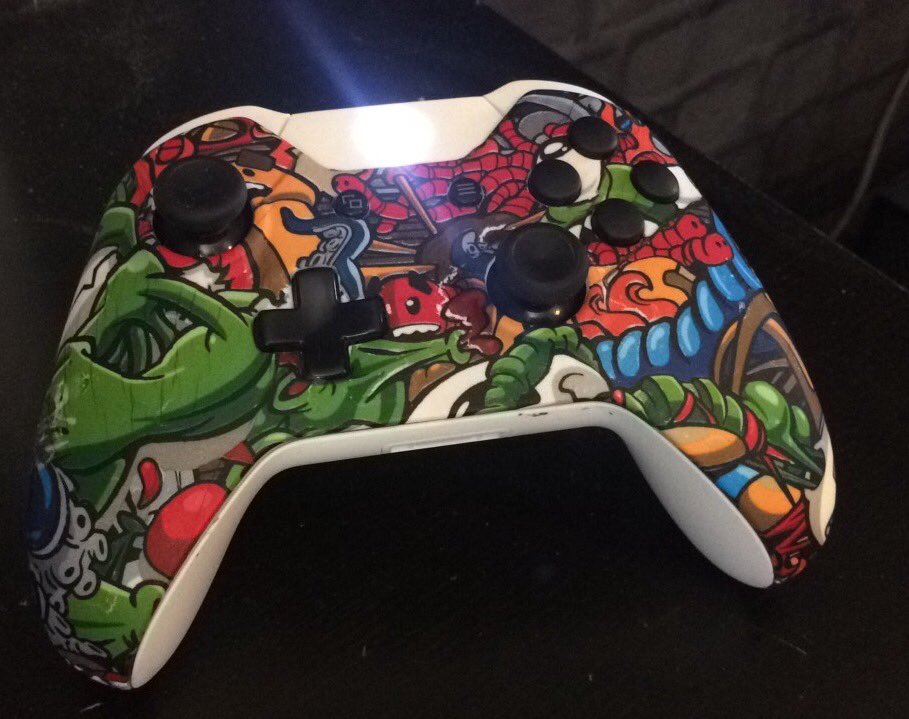 HydroGrind's tweet photo. As you can see from these images the base coat of your controller effects design lots - we will ask you what base colour you would like... https://t.co/14PMGyI14u