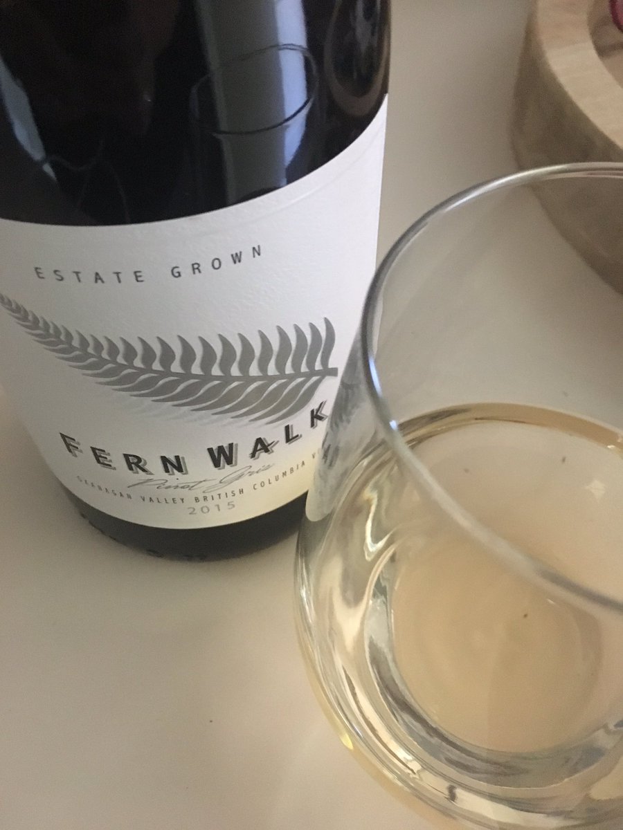 keego1's tweet photo. Great value, structure and smacking pop @okanaganwinesca #fernwalk #pinotgris @eatdrinkmag now at @LCBO thankfully #BC @Beppi_Crosariol https://t.co/eX1XkxPXeO