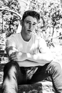RyanMKolton's tweet photo. Rebel Series @BELLOmag #Outtakes #issue156 https://t.co/DXE24lueCS