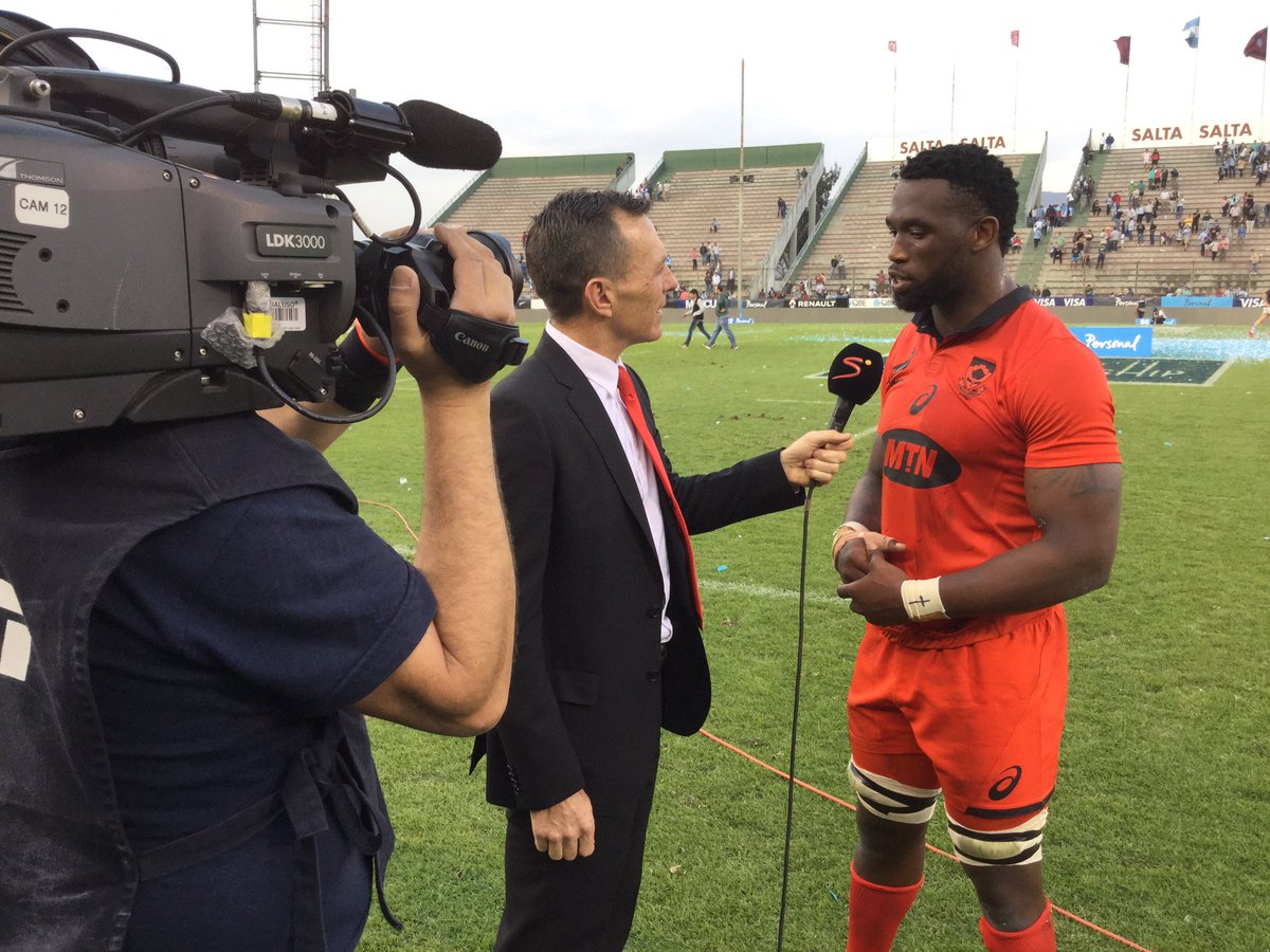 Man of the match @kolisi1 busy with the customary post match TV interview following the #Springboks win in Salta. <a href="/MTNza/">MTN South Africa</a> <a href="/ASICS_ZA/">ASICS_ZA</a>