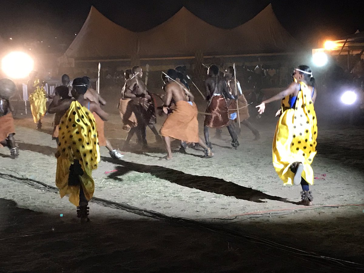 raoulrugamba's tweet photo. Ni umunezero muri #INyanza #Twataramye #Igitaramonyarwanda #Rwot #Rwanda #umuganura2017 https://t.co/xuoyEQTM54
