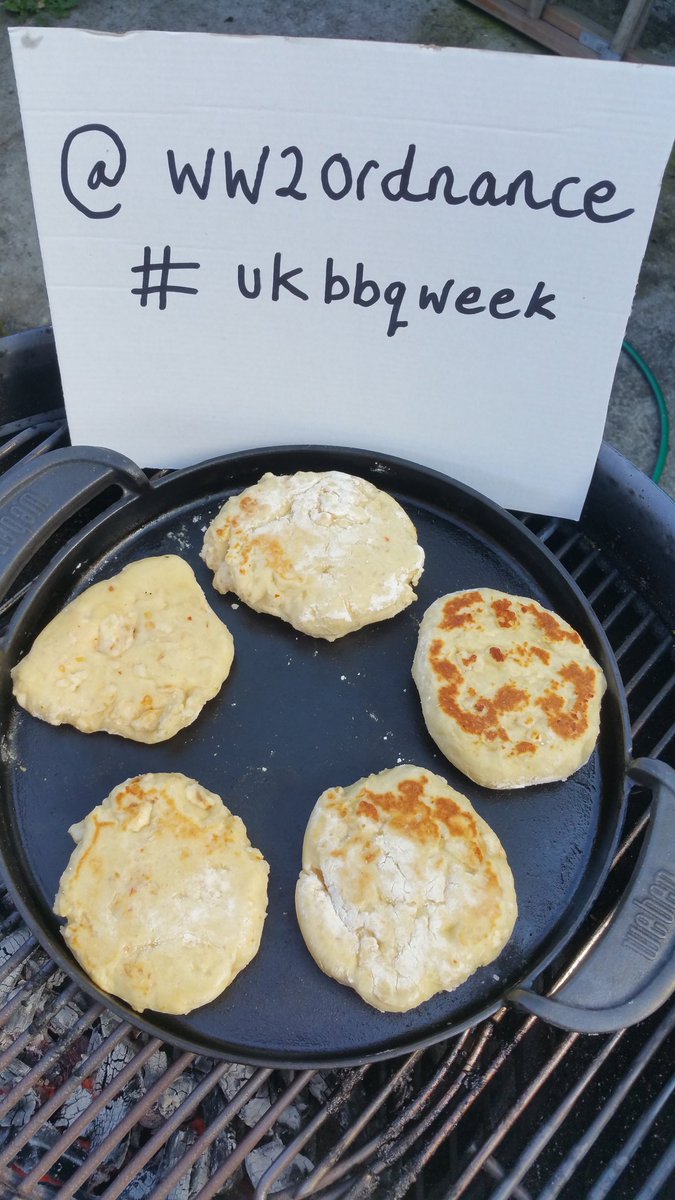 WW2Ordnance's tweet photo. Green herbed chicken kebabs with halloumi &amp; chilli flat breads and an apple tarte tatin for dessert @UKBBQweek #ukbbqweek https://t.co/b0pRLPJB0C