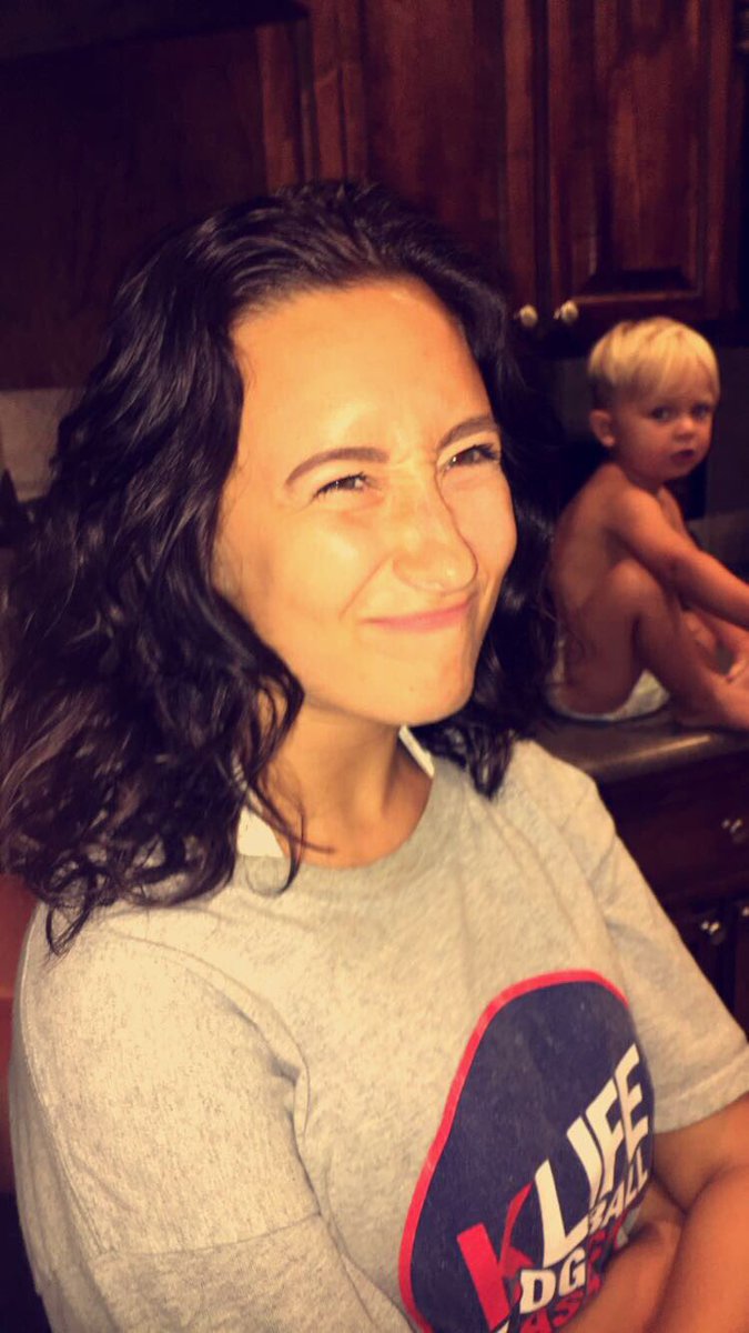 isabella__M's tweet photo. Happy birthday sis!!!❤️❤️ https://t.co/ft38gHvbit