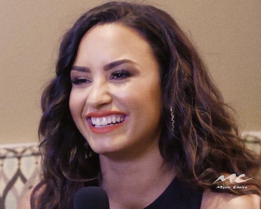 dewetriaissues's tweet image. amor da minha vidaaaaa #GoodLuckDemi