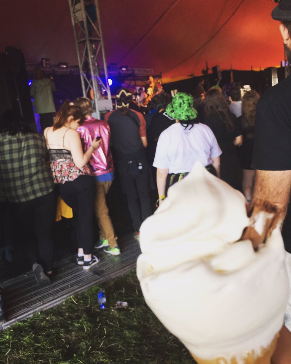 Sometimes you watch Jimmy Eat World, buy ice cream and then go and watch <a href="/TigersJaw/">tigers jaw</a> be excellent too! #LeedsFestival