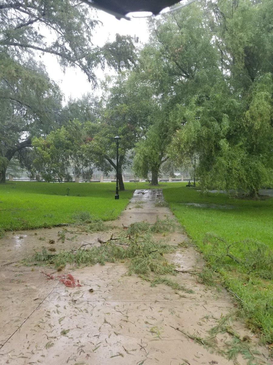 CdrizzleCwag's tweet photo. @KXAN_News https://t.co/UMZkYGDljv
