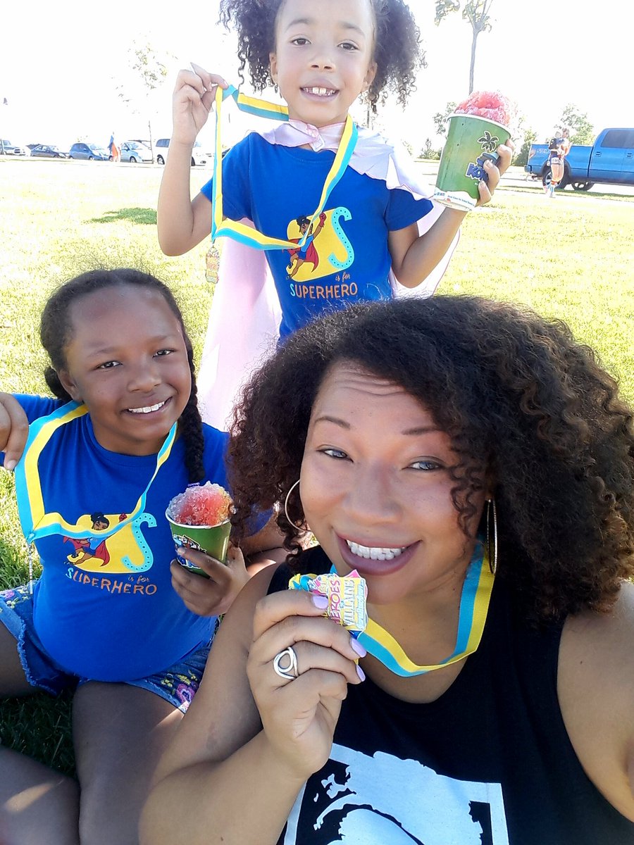 mixxmomma's tweet photo. Medals!! Healthy mom, healthy girls!! @GirlTrek @CBHCFLOW4Life @Bhealthvillage @blackhealthmatt #WeWalk #GoHardforHarriet #OurDps https://t.co/483wg0Vv30