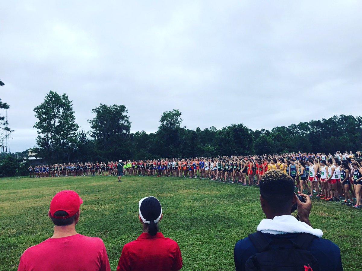 ashleygonz's tweet photo. @FPCTrackXC Spikes &amp; Spurs 2017 https://t.co/XKWt7fKdGL