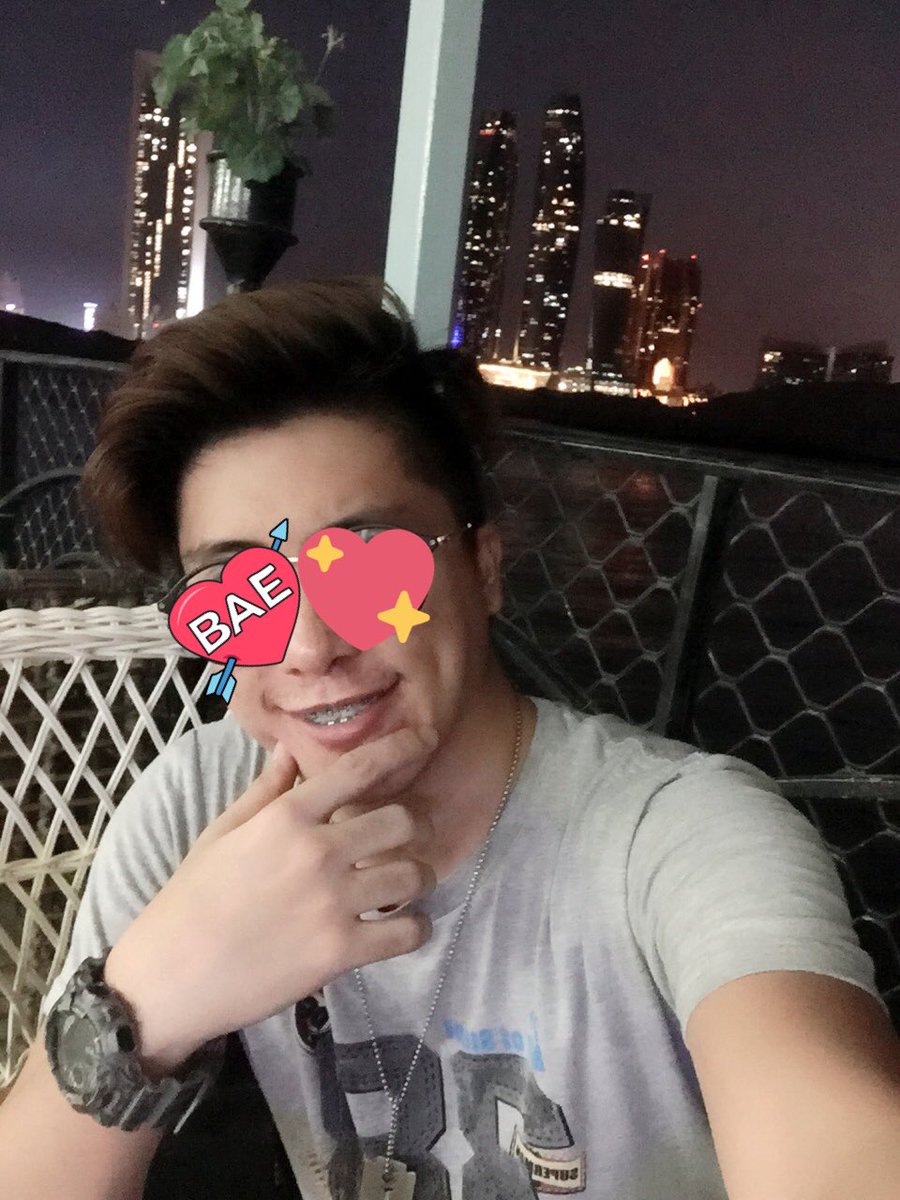 Lester_Mako23's tweet photo. Good Evening :) Off be Like...
#SishaMode #atm #whilewatching #100TulaparakayStella #offday https://t.co/FNuPxcmmd1