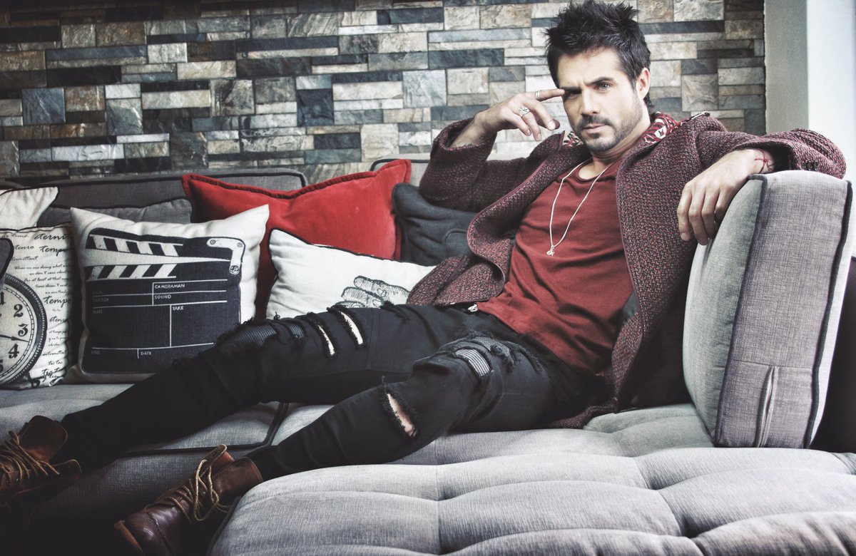 JoseRon3's tweet photo. Feliz día internacional del actor... ❤️ https://t.co/qmODhqfSd9