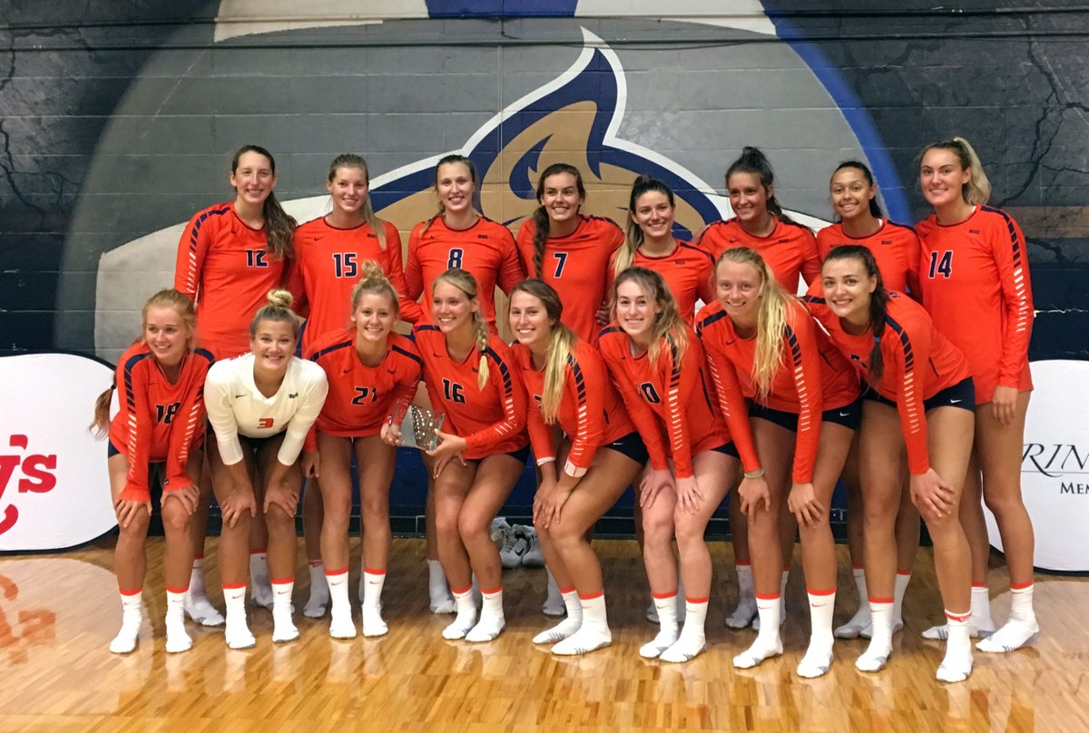 IlliniVBall's tweet photo. Your 2017 Bobcat Classic Champions!

@Big_Al_5 named Tournament MVP with @blaykehranicka &amp; @JackieQuade named to the All-Tournament Team! https://t.co/LIYQSASJg7