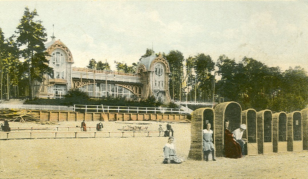 Last summer days, I really could use a time machine and enjoy #Dzintari with some style, #cigars, and a top hat, see you there #gentlemen!