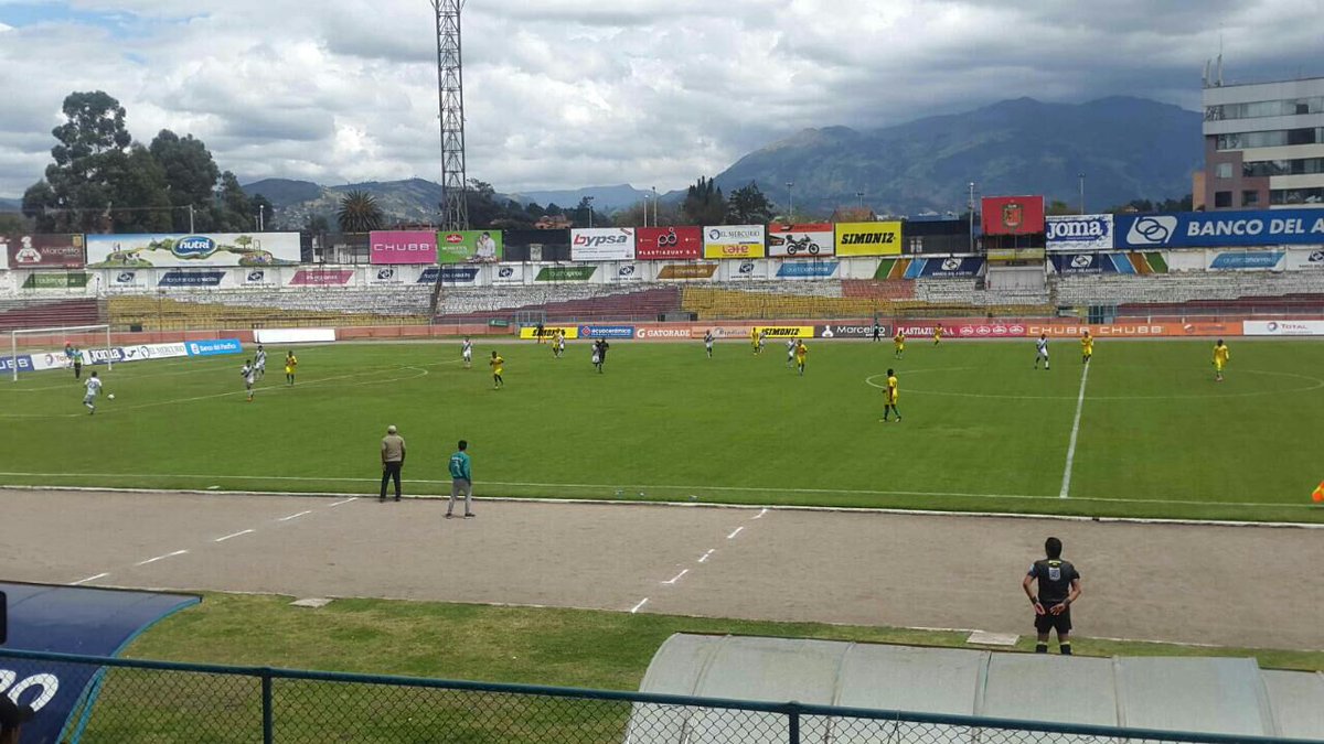 AscensoEcuador's tweet photo. SEGUNDA CATEGORÍA - ZONA 6

FINAL EN CUENCA: @CDBaldorBC 5 - 2 Deportivo Morona.

📸 @IsmaAlvarado 

#AscensoEC https://t.co/krk1IHU84i
