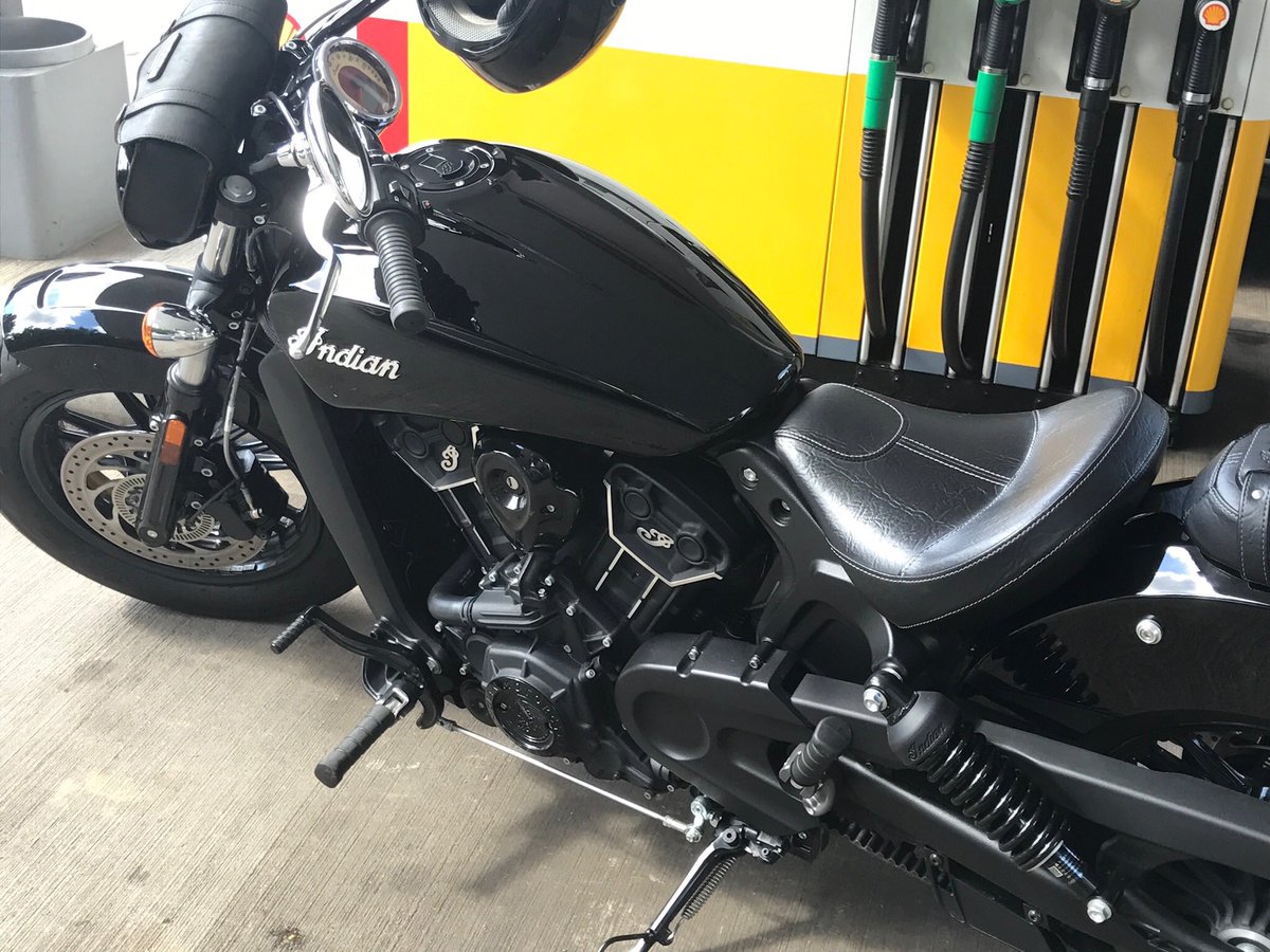 mitchellsCSP's tweet image. Lovely new #Indian filling up next to me. Lovely machine