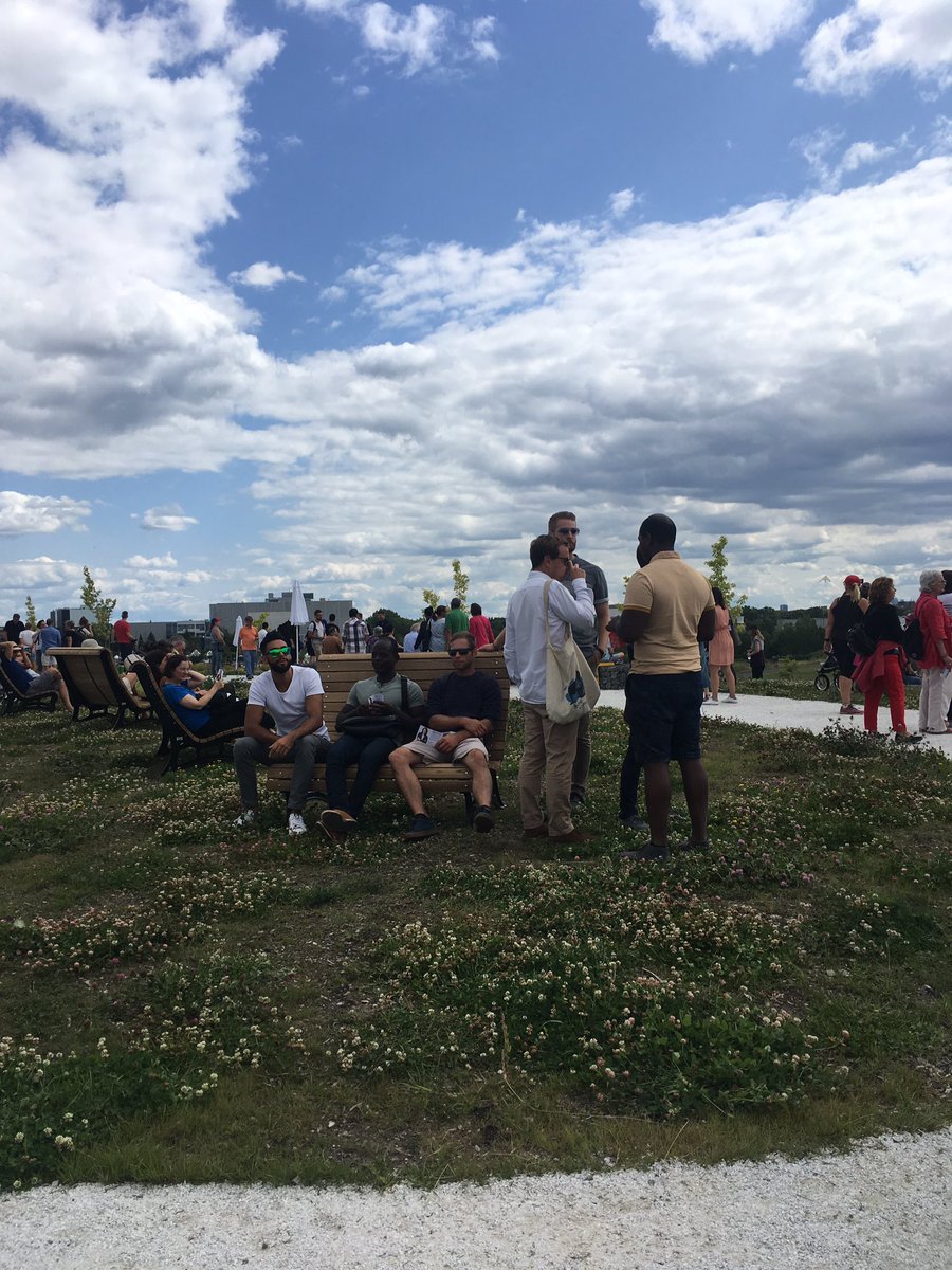 MTL_Ville's tweet photo. Le parc #FrédéricBack reçoit ses premiers visiteurs. Un legs du #375MTL pour les Montréalais!
📍» https://t.co/rOsNfGLfFV https://t.co/CXSKf5jKbe