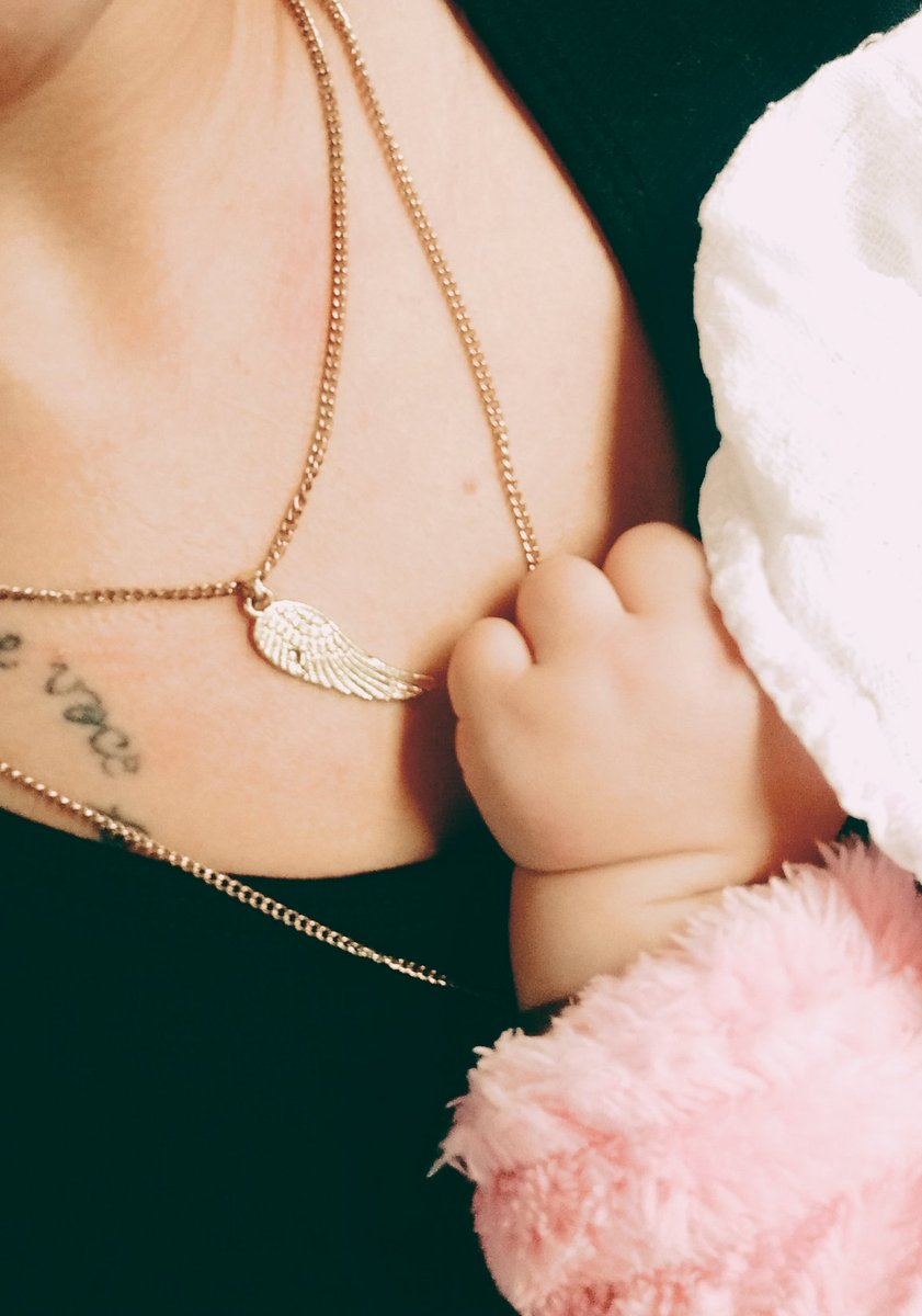 Tai_aqui's tweet photo. Amo cada detalhe em você minha pequena... 👶👧👸💞
#AmorPraTodaVida #MinhaPrincessa #SoninhoDaTarde https://t.co/XMKu4Qe13q