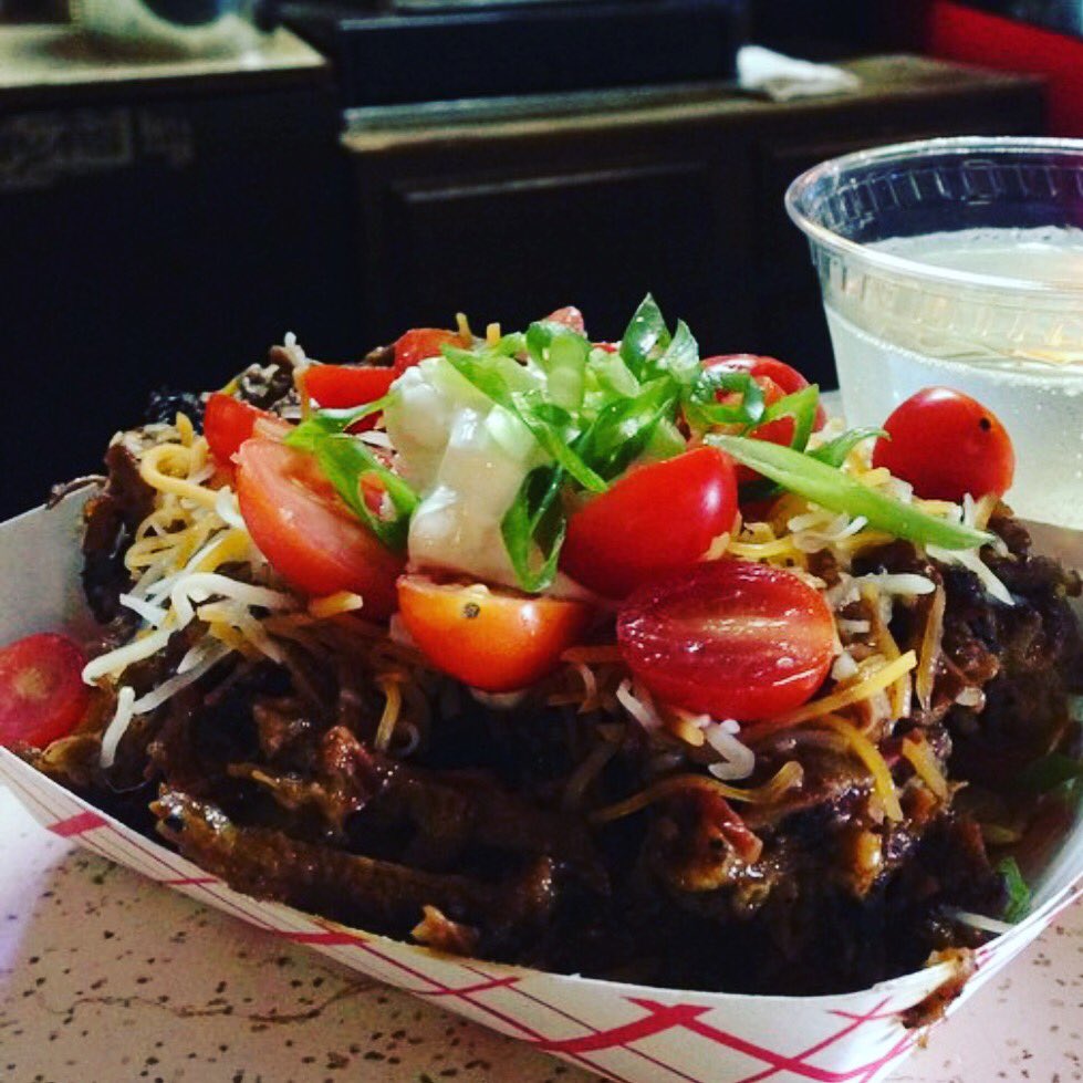 BandDIceHouse's tweet photo. We're open for your #BBQandDraft fix! #southtown https://t.co/LNXUUwA8kJ