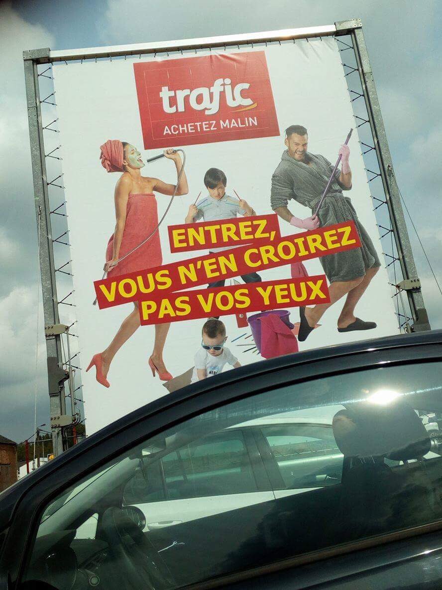 Serena_Source's tweet photo. Et si vous allez dans les magasins Trafic, vous aller aussi y apercevoir @SFOFFICIEL ainsi que @Giuseppe_IDV4 😍 https://t.co/Ks0f4uq88f