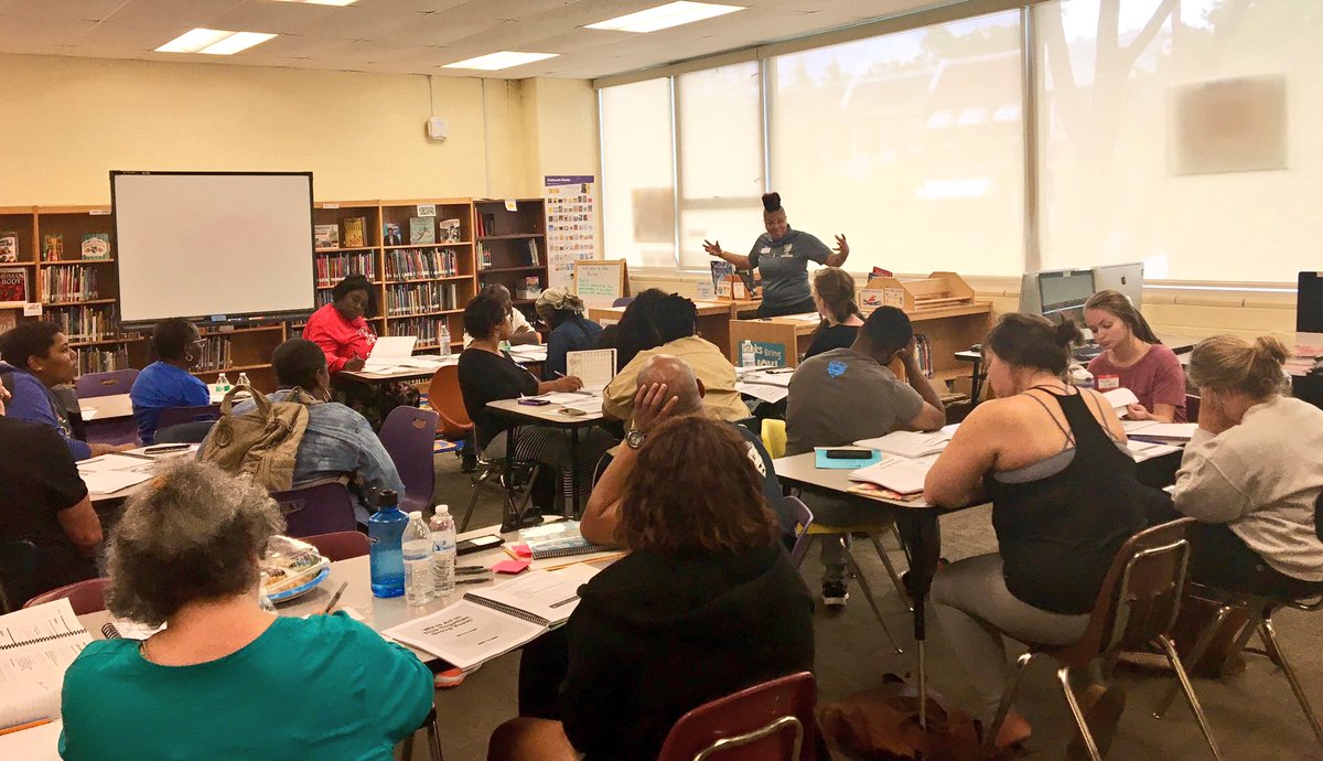 DCSCORES's tweet photo. @TruesdellEC @dcpublicschools @dcpspartners @DMVsoccer96 @DMVSoccerDotCom @DCSCORESInterns @DCSoccer @aCreativeDC @Up2UsSports @dcunited @ussoccerfndn Meanwhile inside, fresh Writing Director & creative writing extraordinaire @_CharityBlack getting poetry coaches ready!
#CoachKickoff https://t.co/kI9KTYvvqd