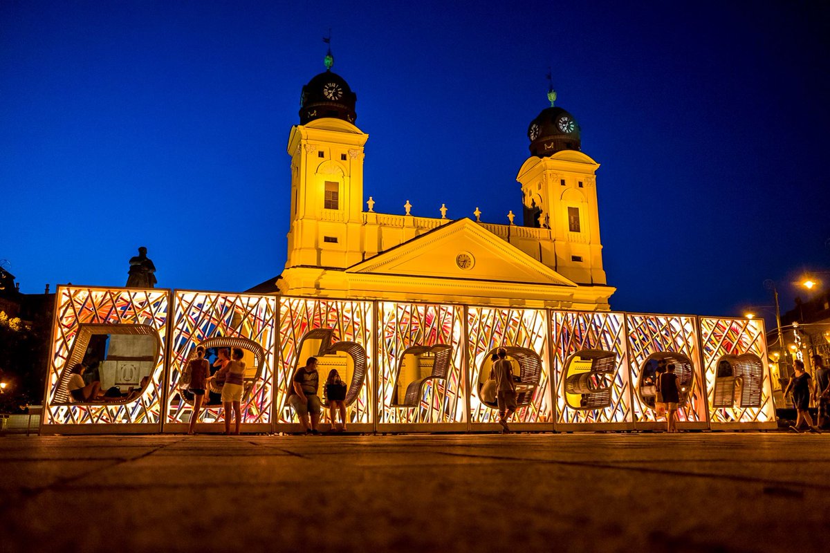 Debrecen_2023's tweet photo. #Nagytemplom #Debrecen #reformation500 #reformĂĄciĂł500 #Debrecen2023 #reformation #church #Calvinist #CalvinistRome #nightlife #ecoc #ekf2023 https://t.co/7aE0aSL9zm